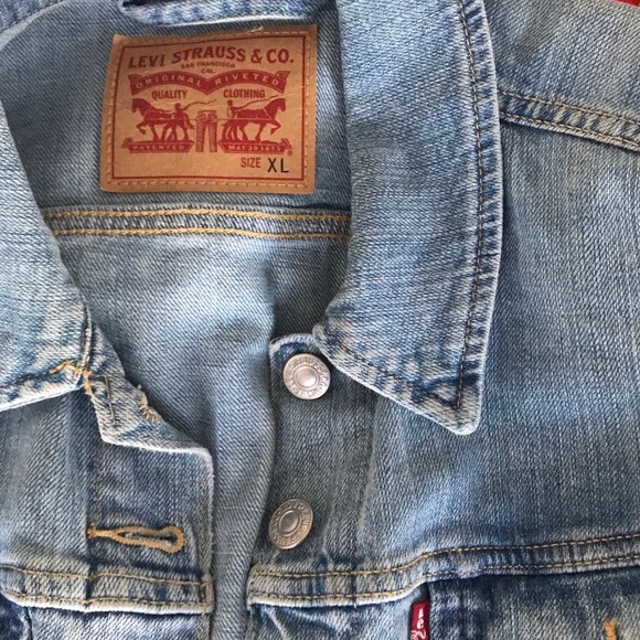 Levi's Other - 🚫SOLD 🚫 Levi’s Jean Jacket